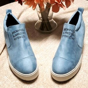 Women's Slip-On Sneakers